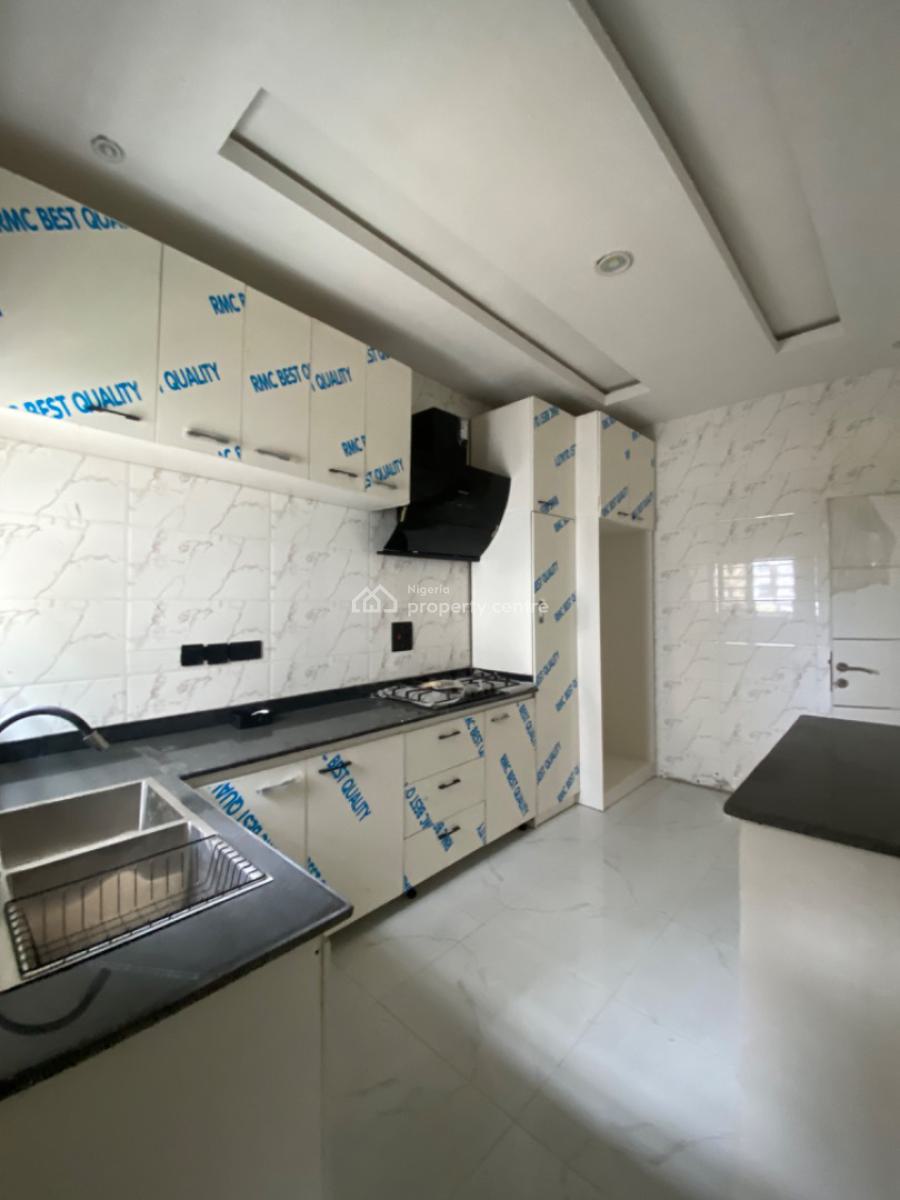 an Executive Three Bedroom Duplex, Harris Estate By General Paint Besides Abraham Adesanya Ajah, Lekki, Lagos, Terraced Duplex for Rent