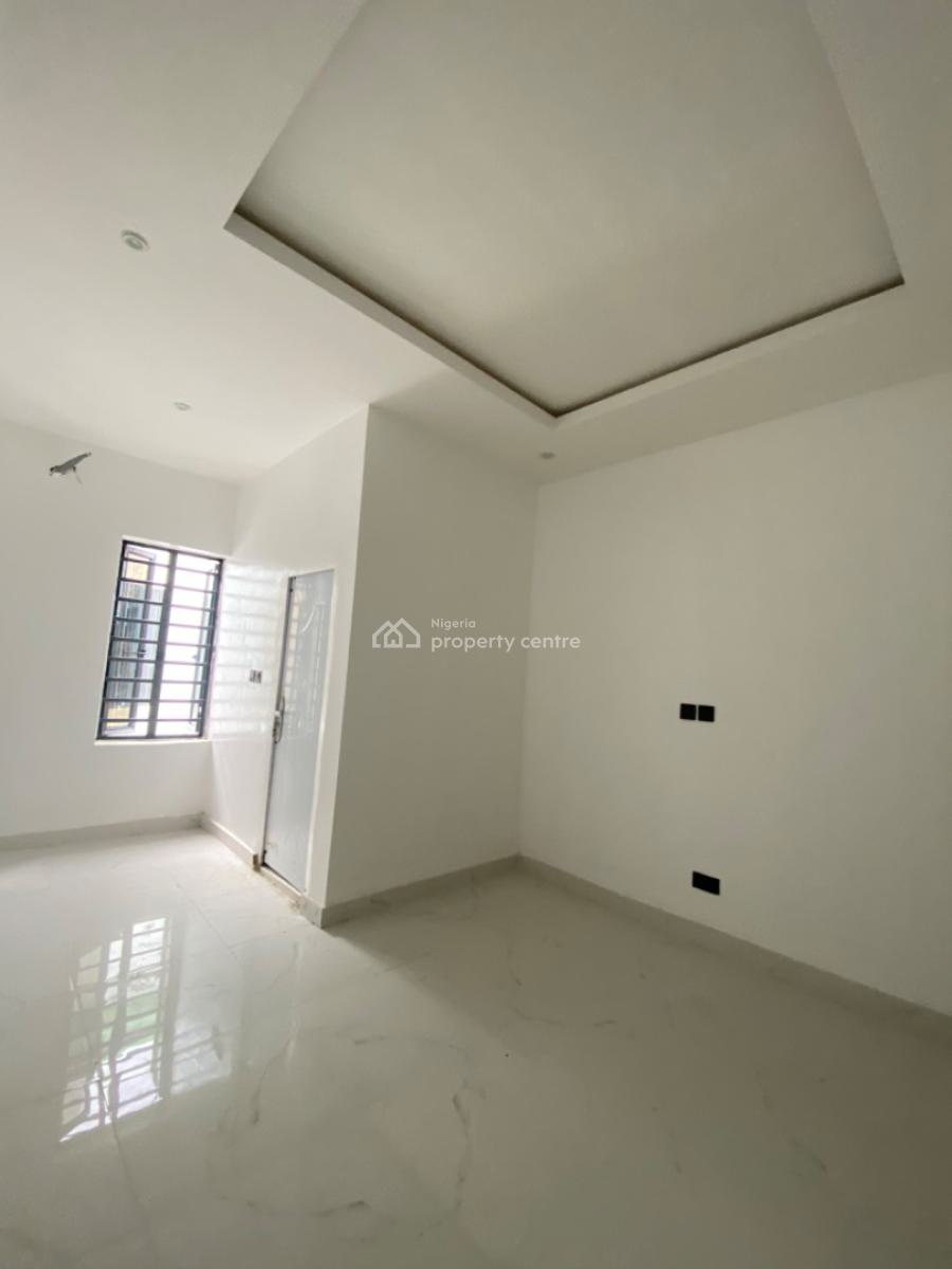 an Executive Three Bedroom Duplex, Harris Estate By General Paint Besides Abraham Adesanya Ajah, Lekki, Lagos, Terraced Duplex for Rent