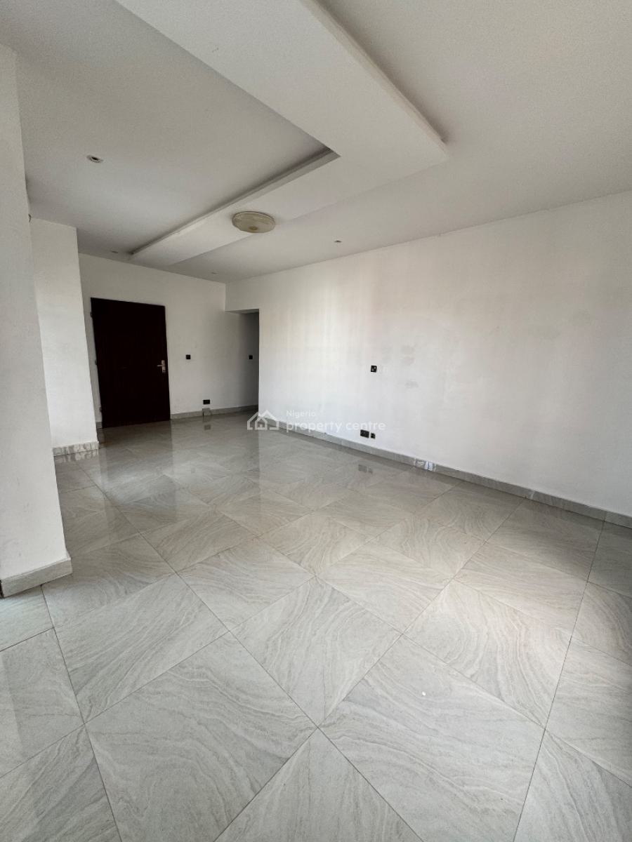 Fully Serviced 3 Bed Apartment in an Estate, Lekki Phase 1, Lekki, Lagos, Flat / Apartment for Rent
