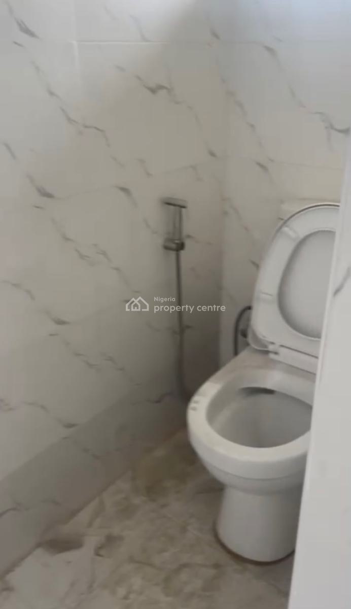 a Standard, Exquisite 3 Bedroom Flat, Gra Phase 1, Magodo, Lagos, Flat / Apartment for Rent