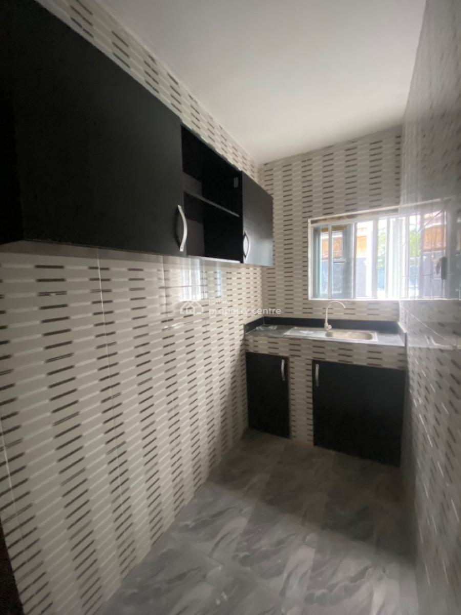 an Executive Two Bedroom Flat, Thera Estate Besides Blenco Mall Sangotedo Ajah, Lekki, Lagos, Flat / Apartment for Rent