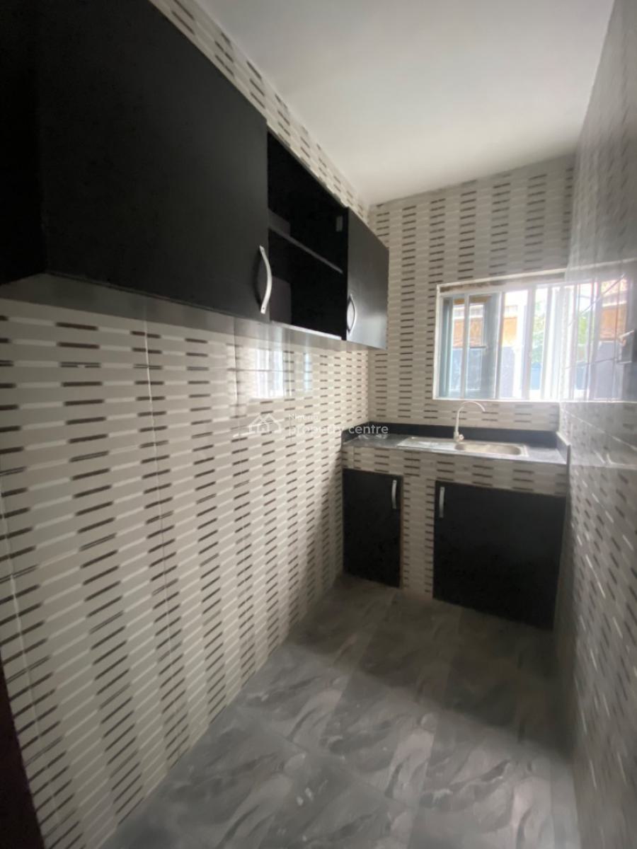 an Executive Two Bedroom Flat, Thera Estate Besides Blenco Mall Sangotedo Ajah, Lekki, Lagos, Flat / Apartment for Rent