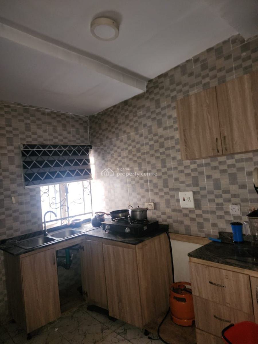 Newly Built 3 Bedroom Flat, Abbey Thecnical Off Akala Express Oluyole Extension, Ibadan South-west, Oyo, Flat / Apartment for Rent