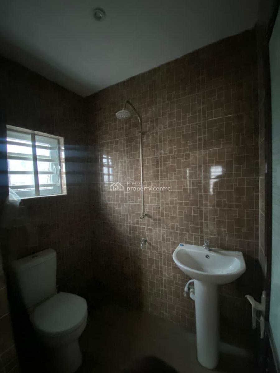 Nice 2 Bedroom Flat with Sweet Modern Facilities, Ateere,tipper Garage,off Akala Express, Ibadan, Oyo, Flat / Apartment for Rent