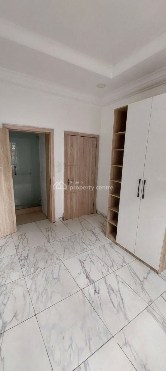 Newly Renovated 2 Bedroom Flat, Idado, Lekki, Lagos, Flat / Apartment for Rent