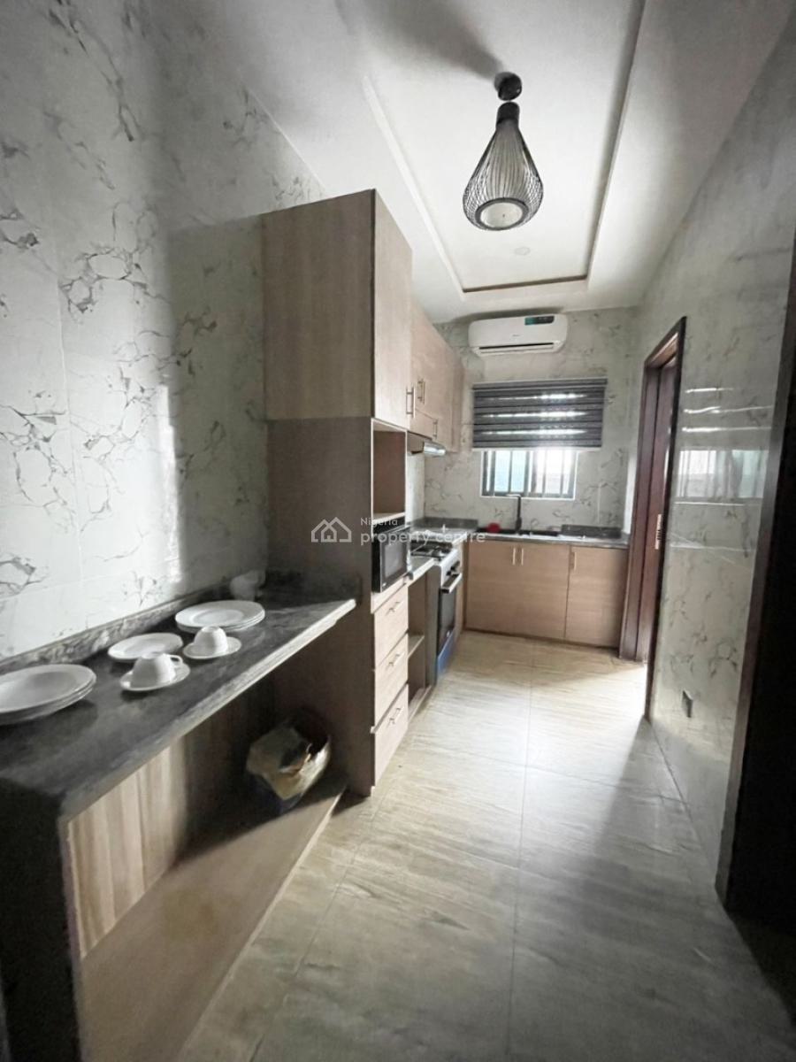1bedroom Apartment, Ologolo, Lekki, Lagos, Flat / Apartment for Rent