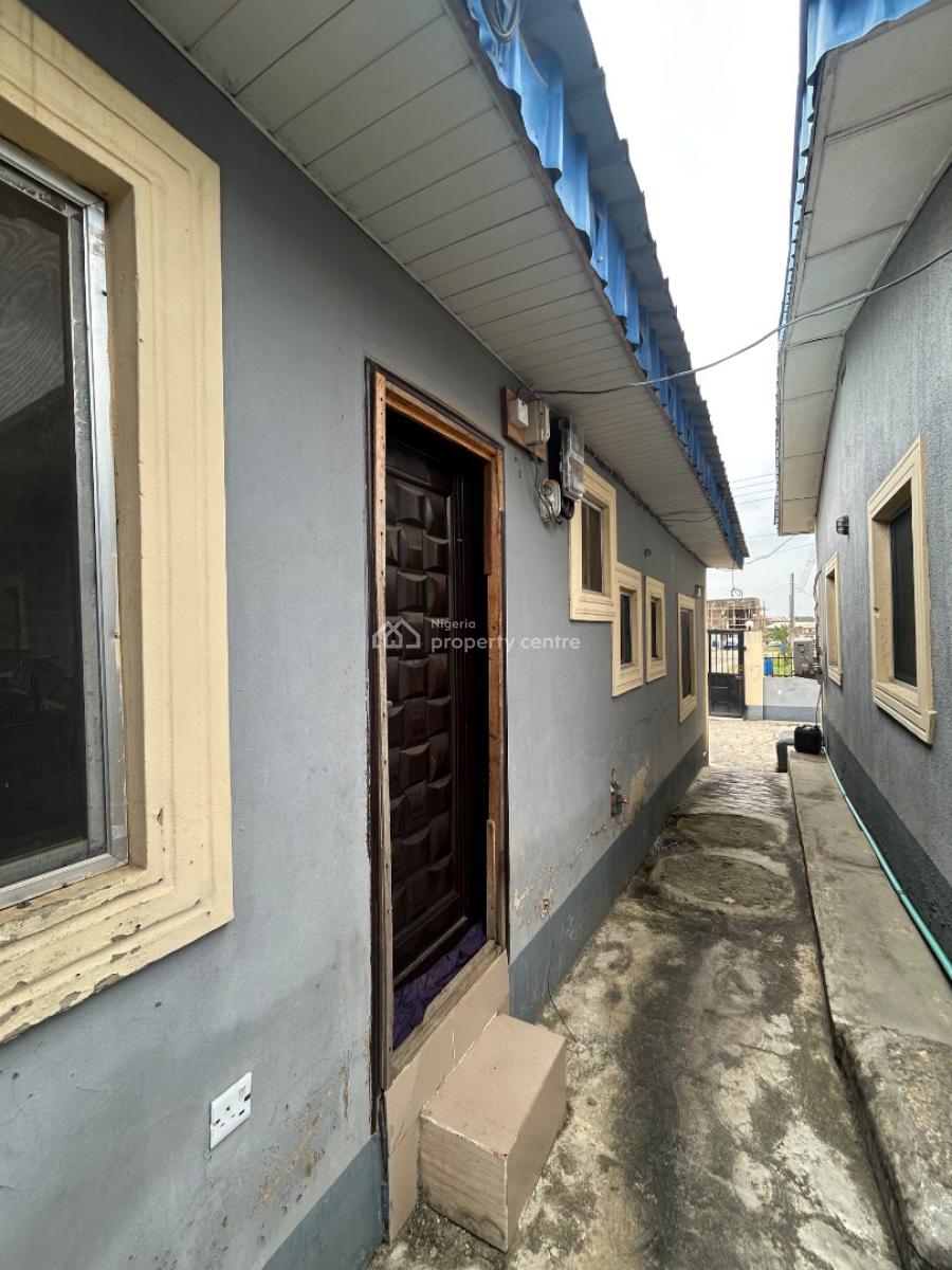 3 Bedroom Semi-detached Bungalow with 2 Numbers of Roomselfs, Spark Light Estate, Opp Hi-impact Planet, Magboro, Ogun, Semi-detached Bungalow for Sale