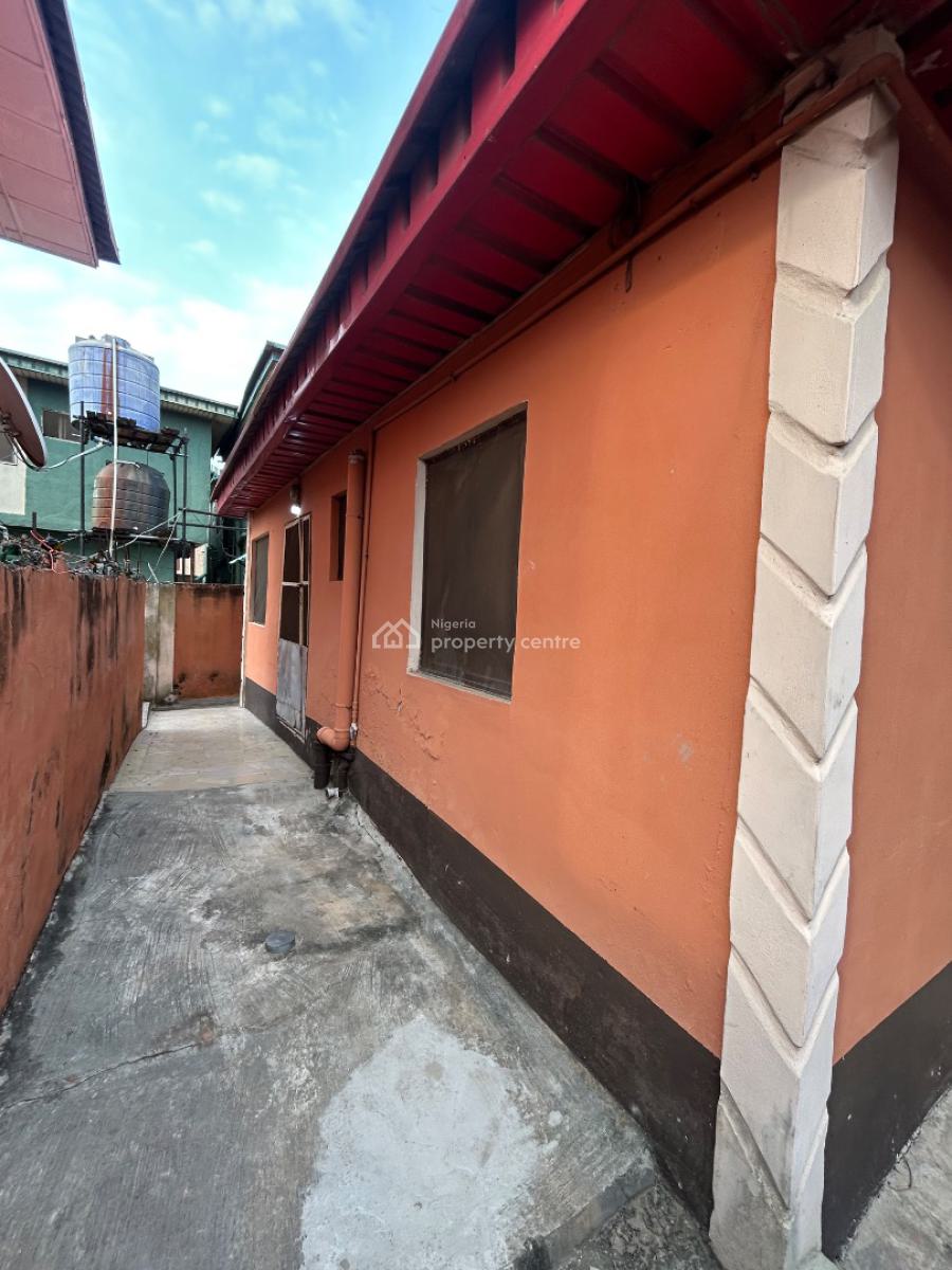 Portable 2bedroom Apartment, Off Ibefun Street, Alapere, Ketu, Lagos, Flat / Apartment for Rent