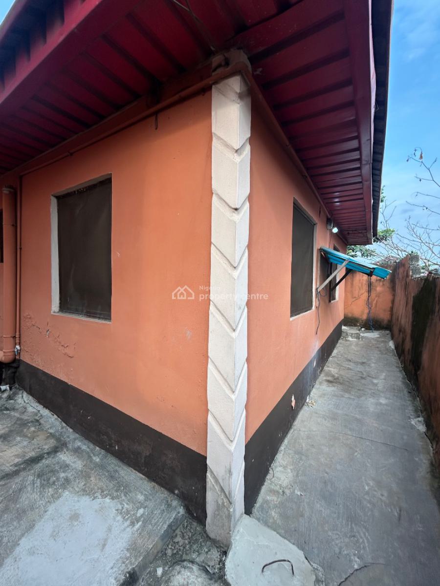 Portable 2bedroom Apartment, Off Ibefun Street, Alapere, Ketu, Lagos, Flat / Apartment for Rent