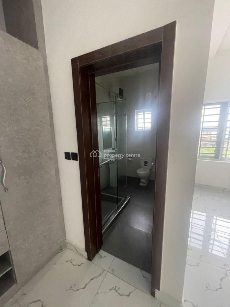 Luxurious 4bedroom Terrace Duplex at Ajah Ilaje Mobil Road, Ajah Ilaje Mobil Road, Ajah, Lagos, Terraced Duplex for Rent