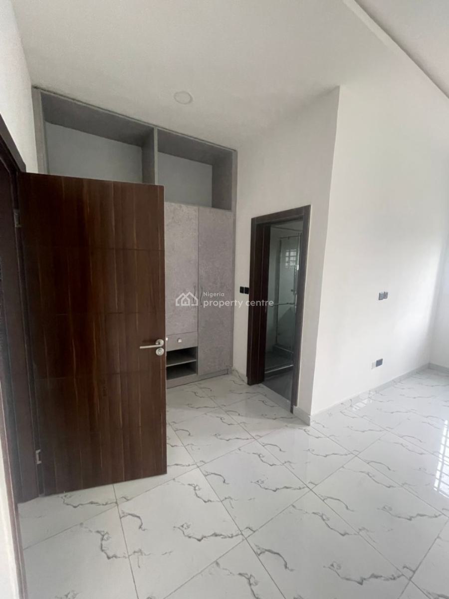 Luxurious 4bedroom Terrace Duplex at Ajah Ilaje Mobil Road, Ajah Ilaje Mobil Road, Ajah, Lagos, Terraced Duplex for Rent