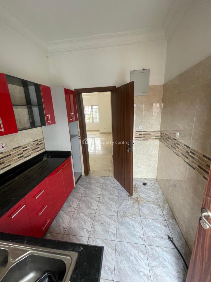 2 Bedroom Flat Upstairs with Study Room 10m  Service Charge 1, Lekki Right, Lekki, Lagos, Flat / Apartment for Rent