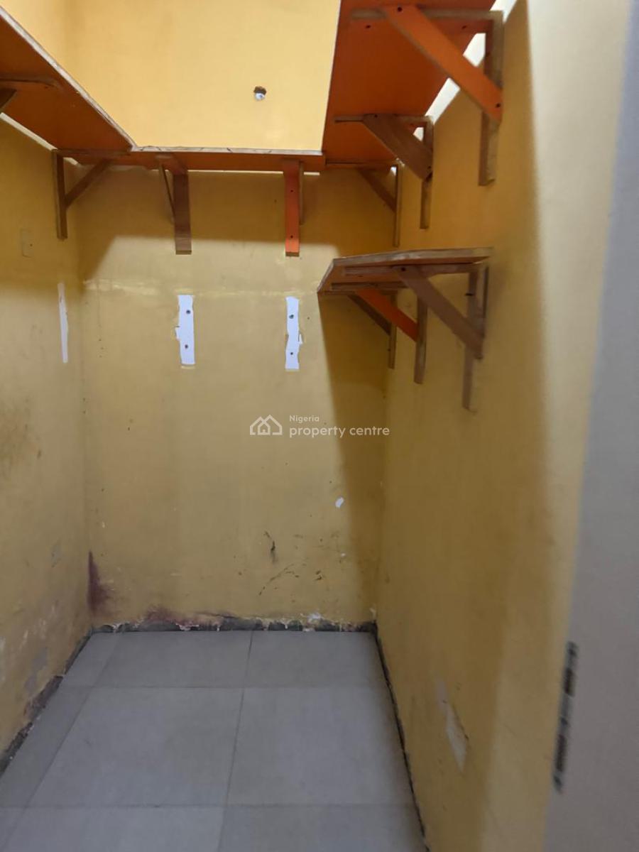 Decent 5 Bedroom Detached Duplex with 2 Rooms Bq, Estate, Gbagada, Lagos, Detached Duplex for Rent