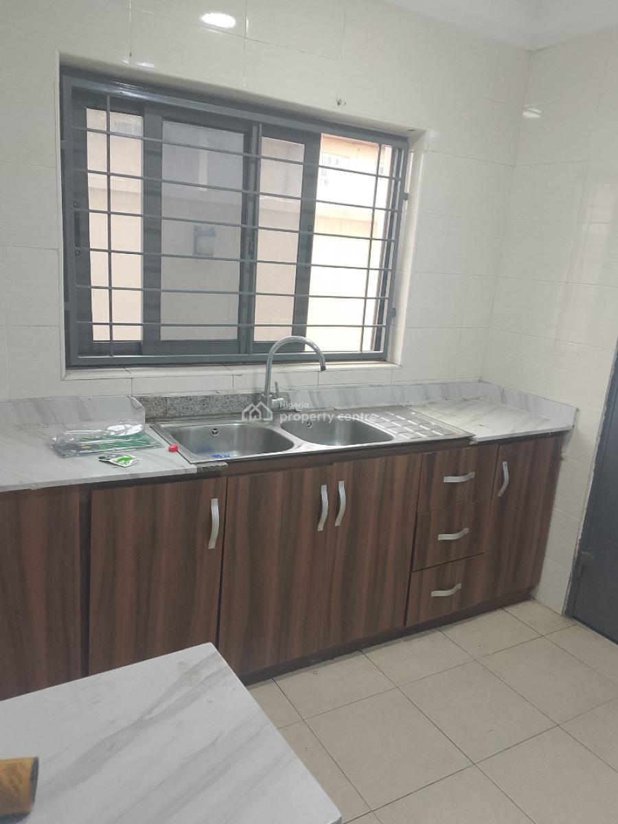 3: Bedroom Apartment, Osapa, Lekki, Lagos, Flat / Apartment for Rent