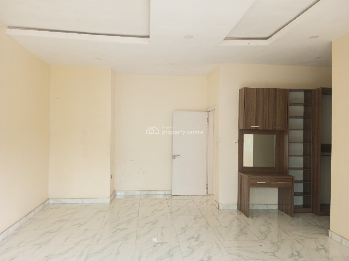 Well Maintained 4 Bed Semi Detached Duplex in a Call-in Estate, Agungi, Lekki, Lagos, Semi-detached Duplex for Rent
