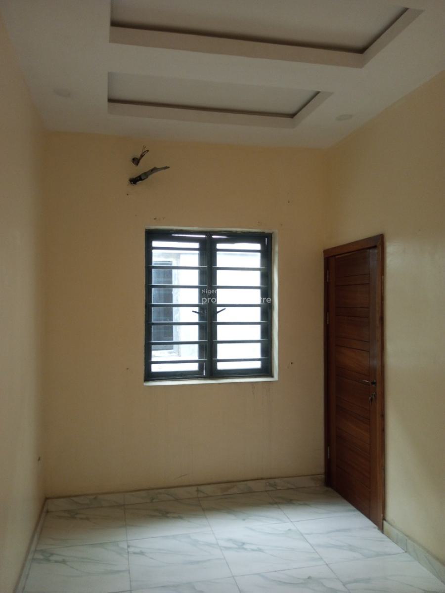 Well Maintained 4 Bed Semi Detached Duplex in a Call-in Estate, Agungi, Lekki, Lagos, Semi-detached Duplex for Rent