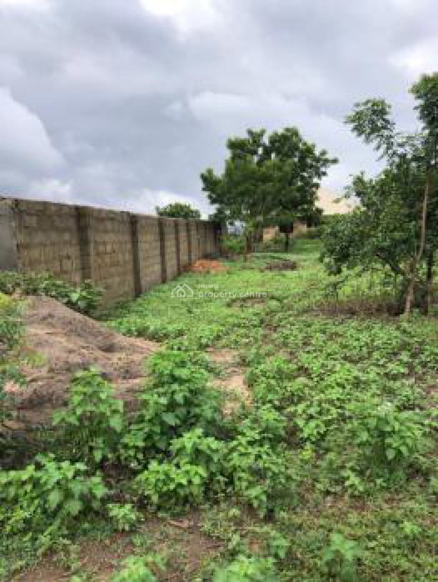 3 Bedroom Bungalow, Òkè Awon, Mogaji, Oyo Town , Atiba Local Government Area, Ibadan, Oyo, Detached Bungalow for Sale