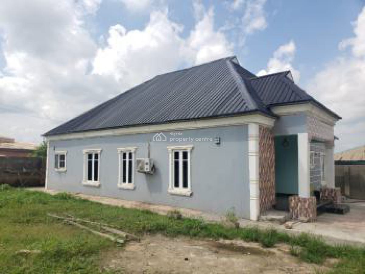3 Bedroom Bungalow, Behind Enyo Fuel Station, Bank Olodo, Ibeju, Lagos, Detached Bungalow for Sale