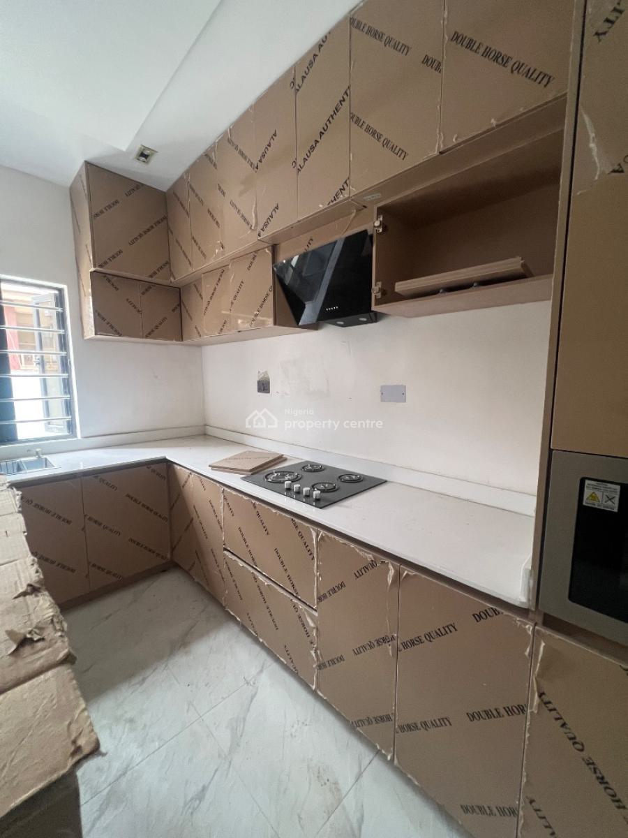 Modern 4 Bedrooms Semi Detached House with En-suite Bedrooms, Gra Phase 1, Magodo, Lagos, Semi-detached Duplex for Sale