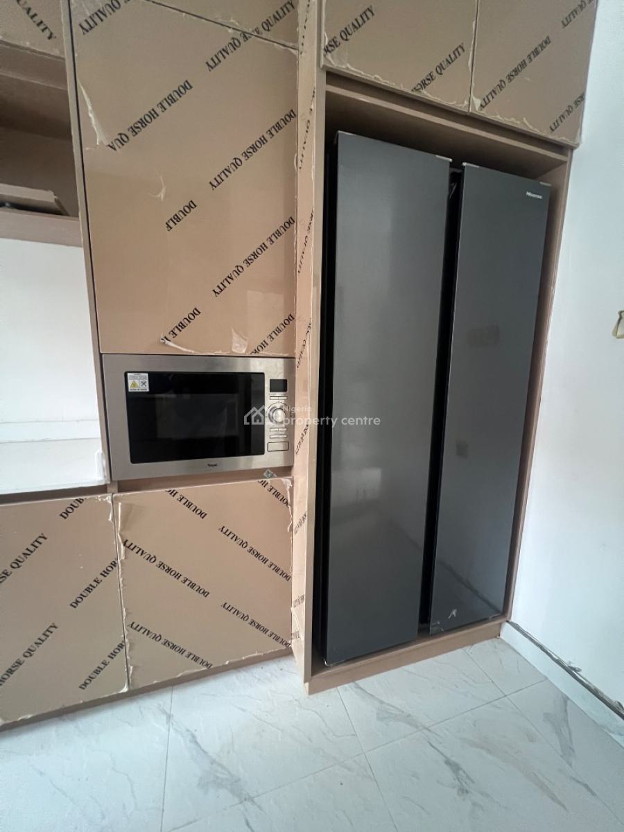 Modern 4 Bedrooms Semi Detached House with En-suite Bedrooms, Gra Phase 1, Magodo, Lagos, Semi-detached Duplex for Sale