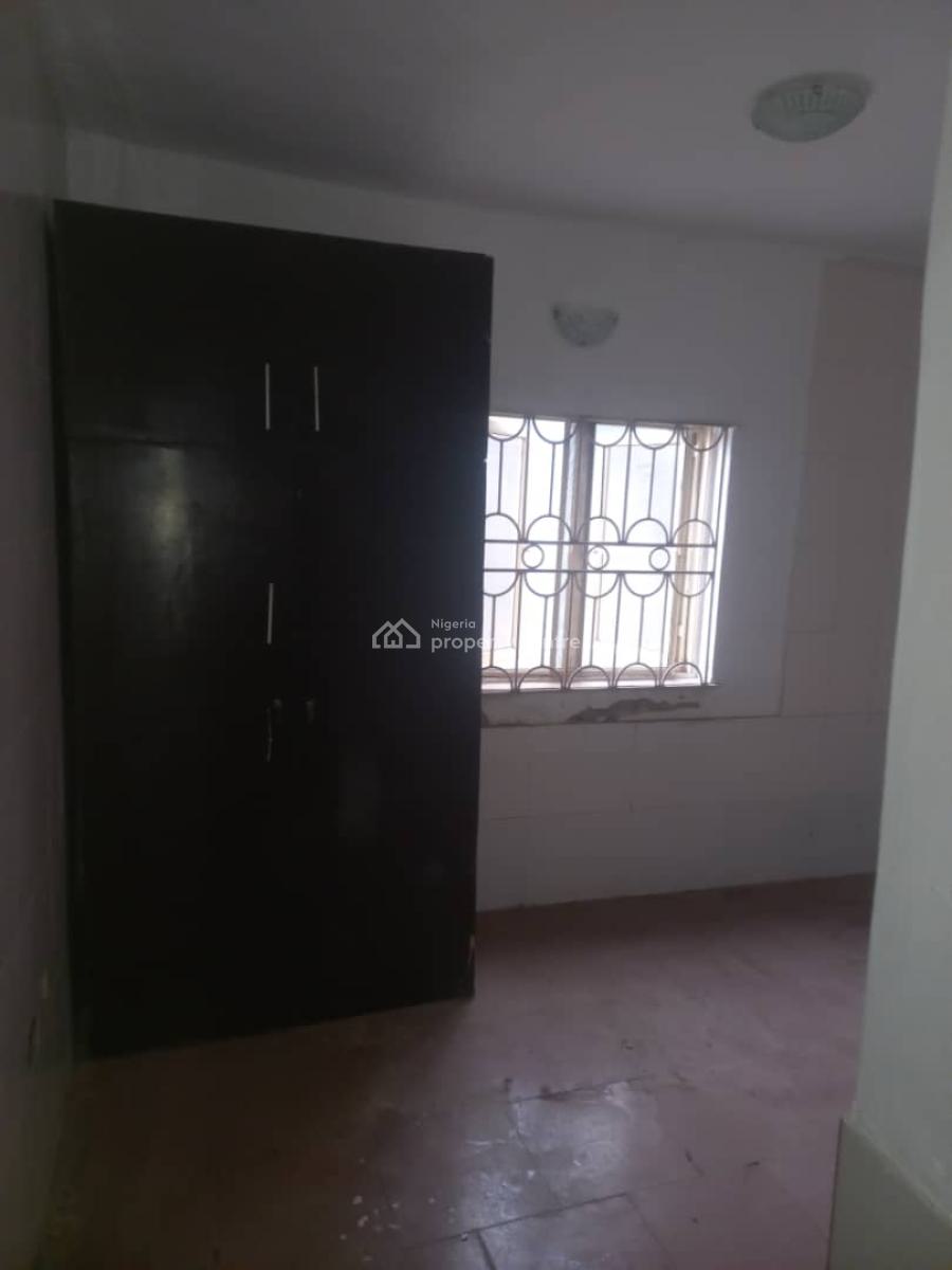 Miniflat at 94 Olaniyi Street New Oko Oba, 94 Olaniyi Street New Oko Oba, New Oko-oba, Agege, Lagos, Mini Flat (room and Parlour) for Rent