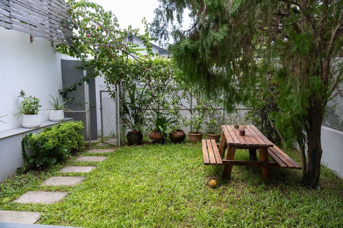 3 Bedroom Terrace House with Swimming Pool and Gym, Old Ikoyi, Ikoyi, Lagos, Terraced Duplex for Rent