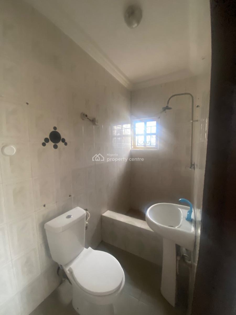 Sharp and Spacious 2 Bedroom Apartment, United Estate, Sangotedo, Ajah, Lagos, Flat / Apartment for Rent
