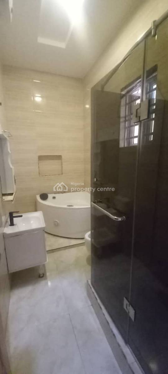 Luxury 4 Bedroom Duplex in a Well Secured Estate, Chevron Drive, Lekki, Lagos, Lekki, Lagos, Detached Duplex for Sale