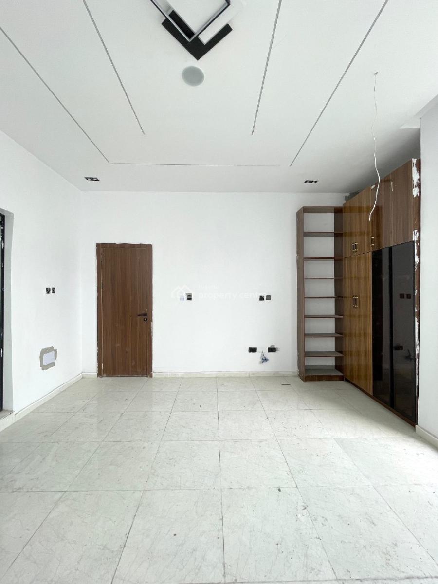 4 Bedroom Semi-detached, Ikota, Lekki, Lagos, Semi-detached Duplex for Sale