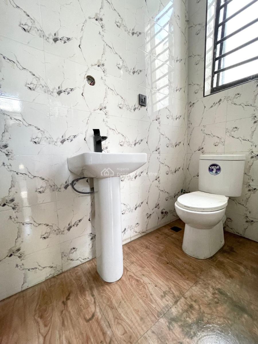 4 Bedroom Semi-detached, Ikota, Lekki, Lagos, Semi-detached Duplex for Sale
