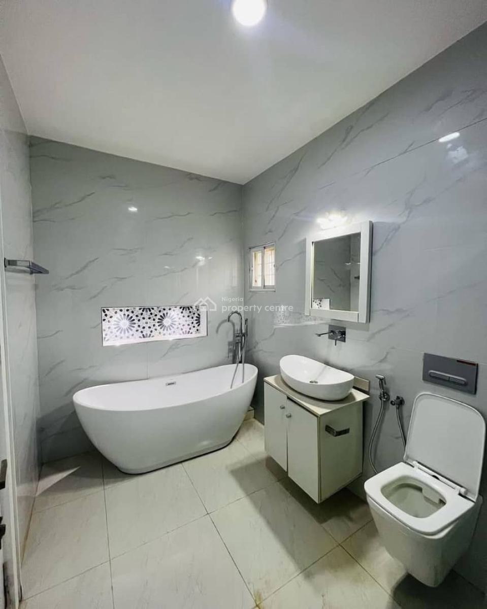 4bedrooms Terrace Duplex with 1room Bq, Extension, Katampe, Abuja, Terraced Duplex for Sale