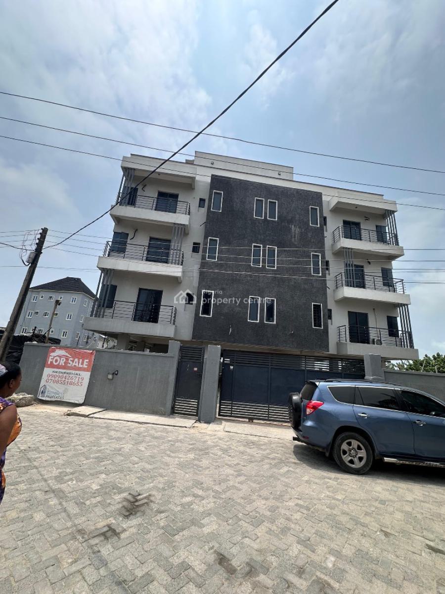 2 Bedroom Apartment(unit 8), Ologolo, Lekki, Lagos, Flat / Apartment for Rent