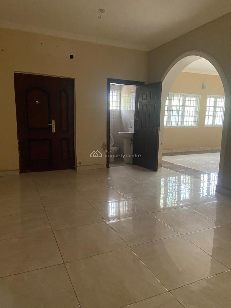 Luxury and Spacious 3 Bedroom Apartment in a Secured Estate, Prince Odofin Street ,united Estate, Sangotedo, Ajah, Lagos, Flat / Apartment for Rent