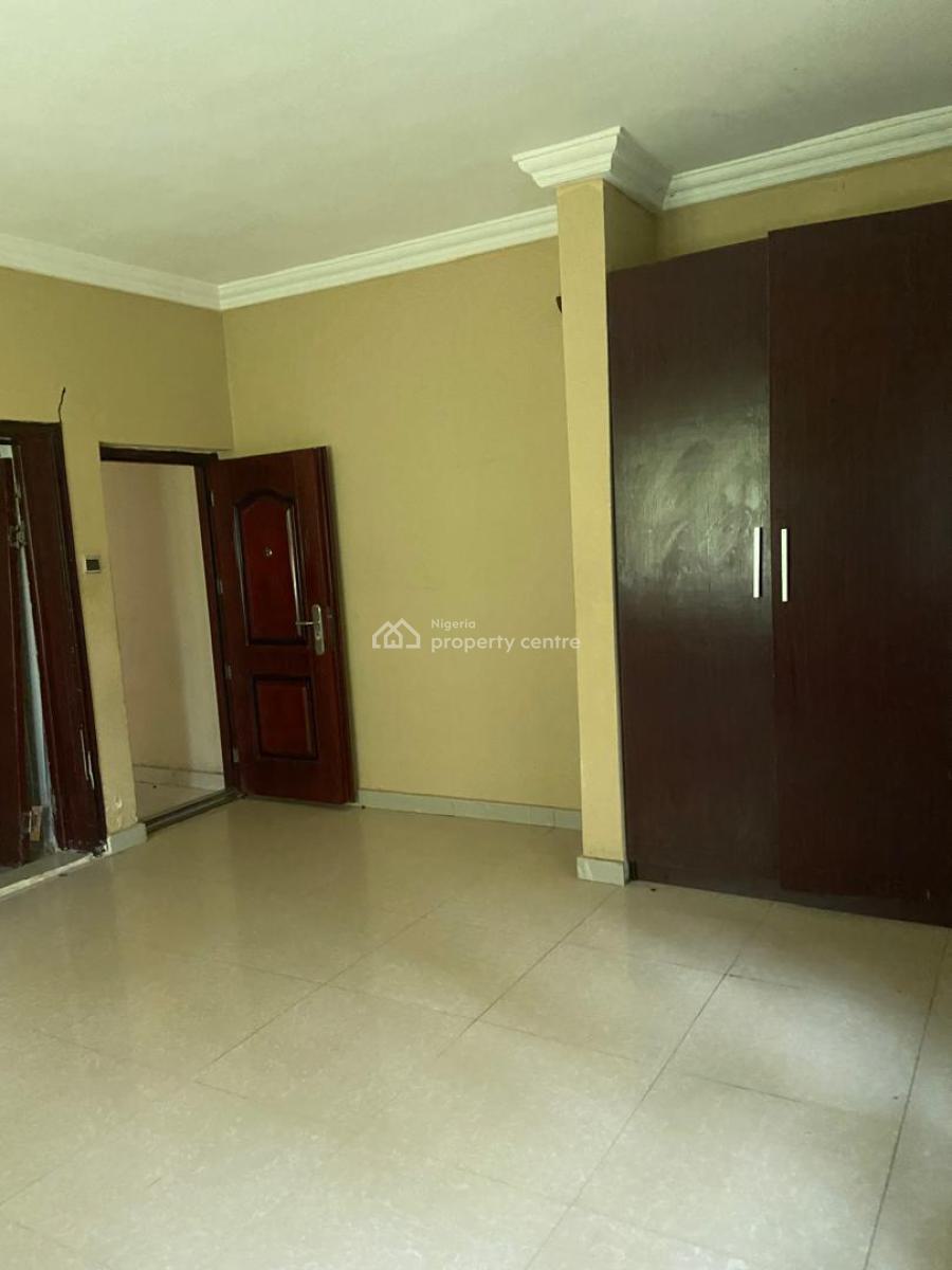 Luxury and Spacious 3 Bedroom Apartment in a Secured Estate, Prince Odofin Street ,united Estate, Sangotedo, Ajah, Lagos, Flat / Apartment for Rent