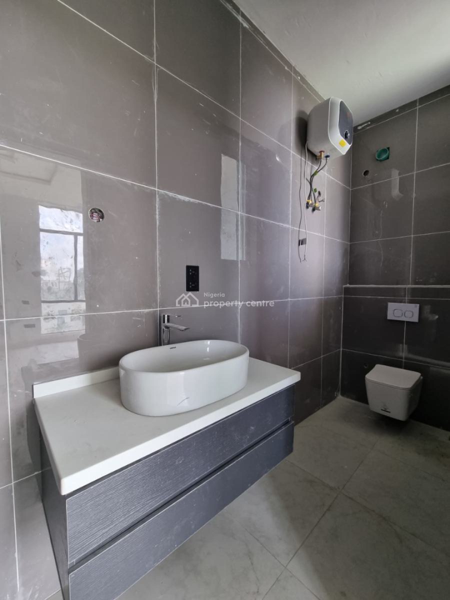 Newly Built 2-bedroom Apartment, Lekki Phase 1, Lekki, Lagos, Flat / Apartment for Sale