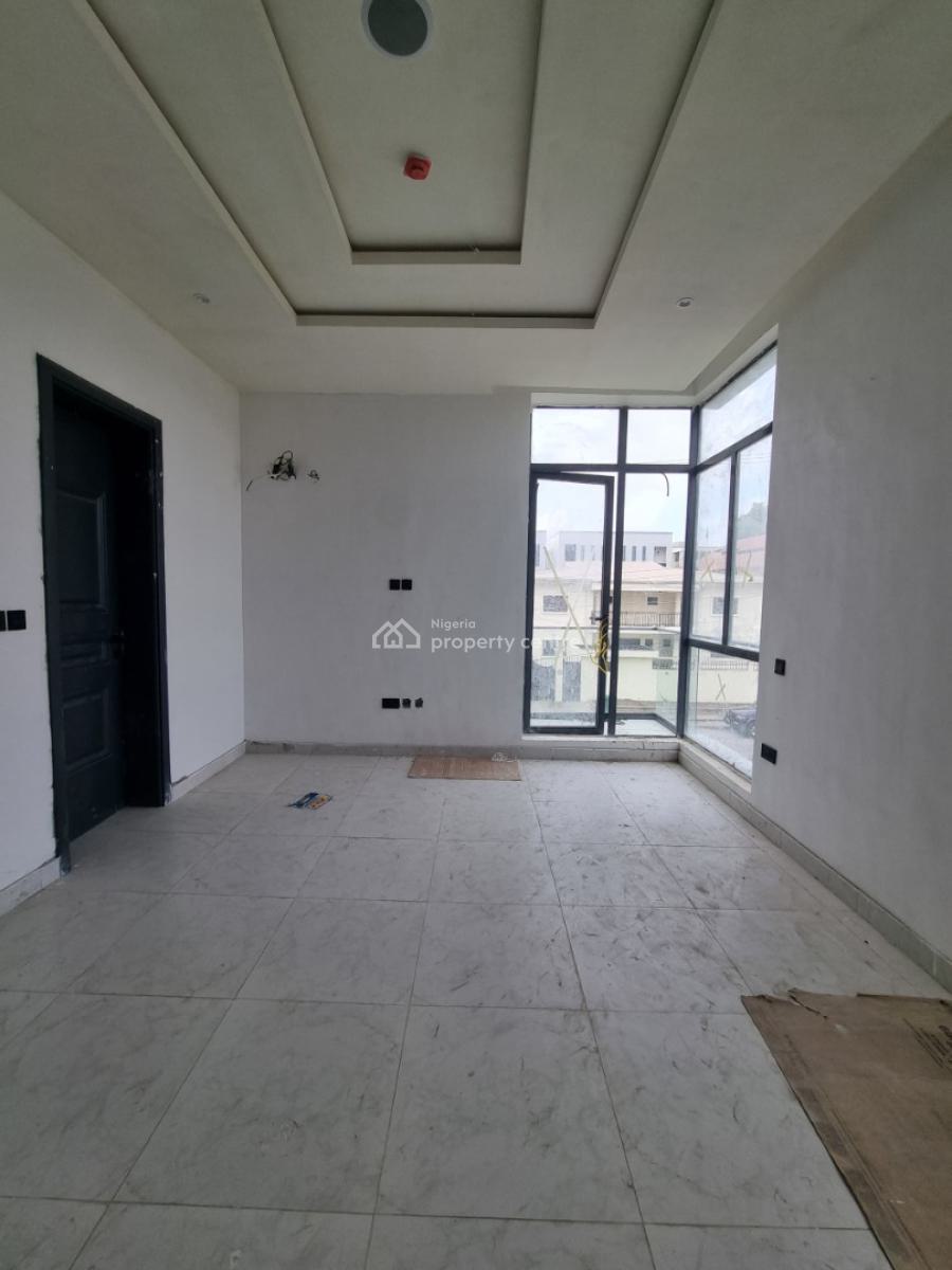 Newly Built 2-bedroom Apartment, Lekki Phase 1, Lekki, Lagos, Flat / Apartment for Sale
