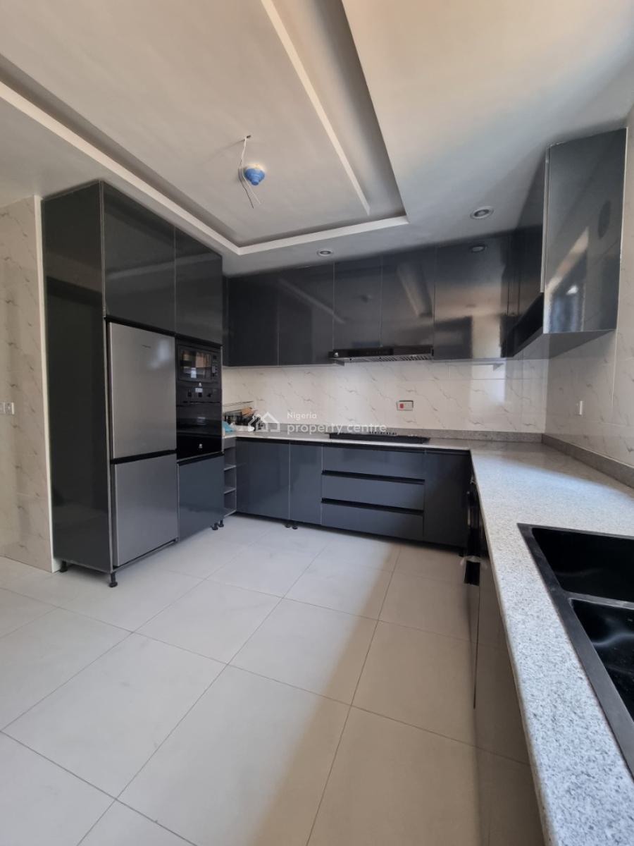 Newly Built 2-bedroom Apartment, Lekki Phase 1, Lekki, Lagos, Flat / Apartment for Sale