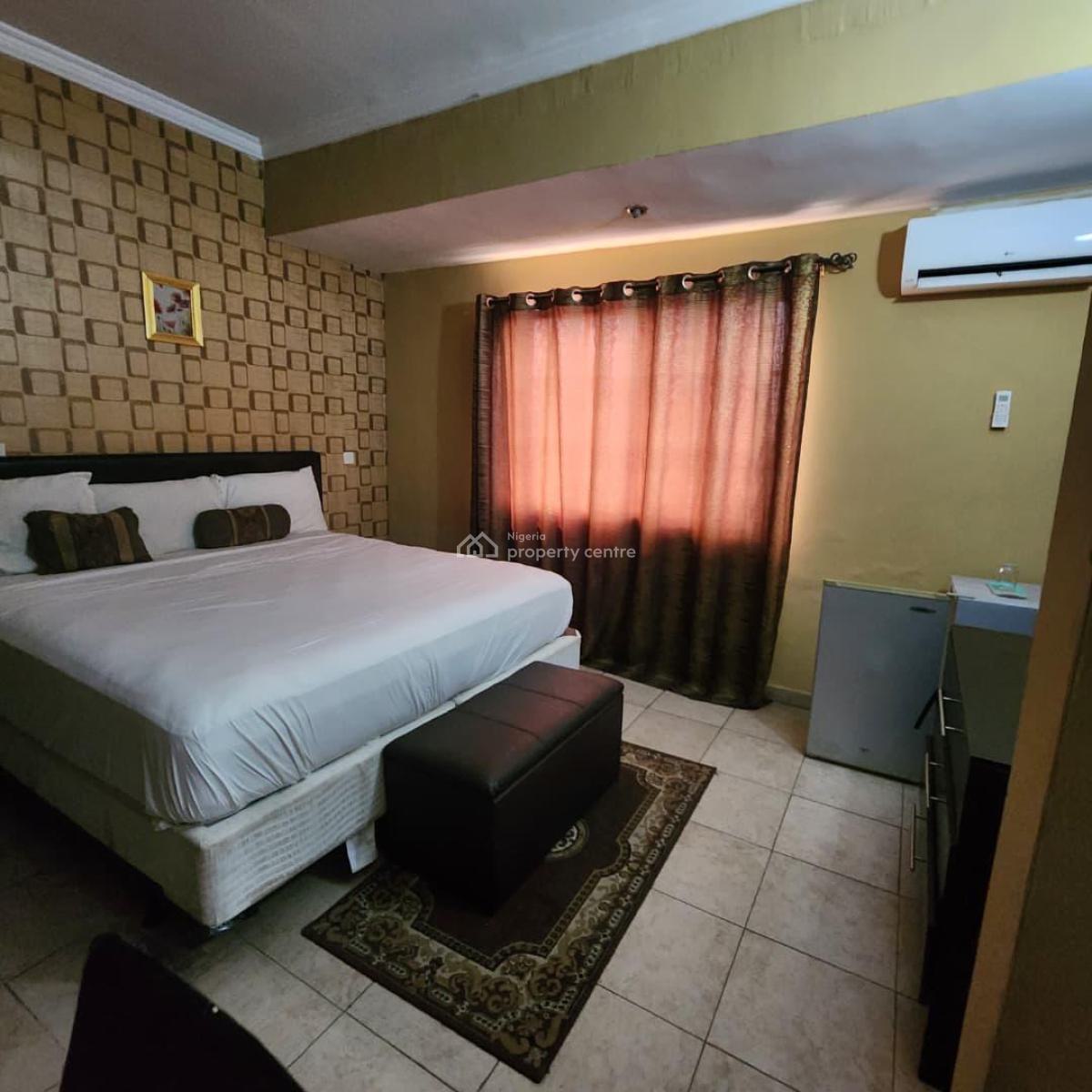 24-bedrooms Hotel in Metropolitan Area Eleyele, Eleyele, Ibadan, Oyo, Block of Flats for Sale