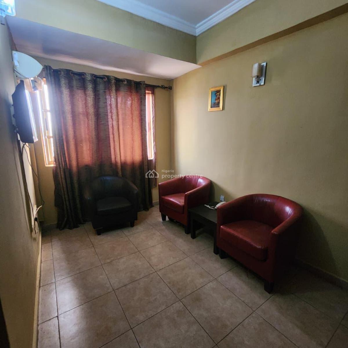 24-bedrooms Hotel in Metropolitan Area Eleyele, Eleyele, Ibadan, Oyo, Block of Flats for Sale
