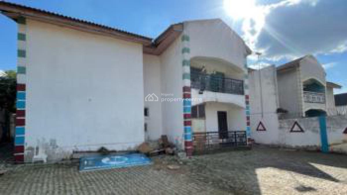 Commercial 5 Bedroom Semi-detached Duplex, Ikolaba / Agodi Gra Road, Ibadan North, Oyo, Semi-detached Duplex for Sale