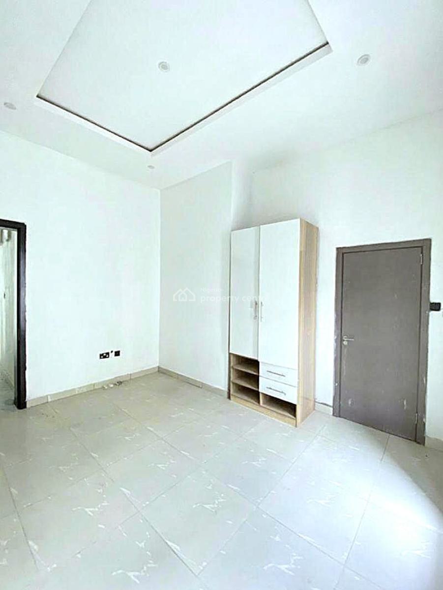 Well Maintained 4 Bedroom Semi-detached Duplex, Orchid, Lekki, Lagos, Semi-detached Duplex for Sale