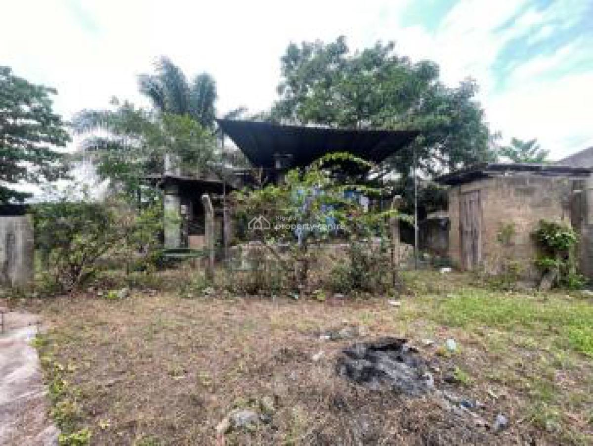 18 Acres of Land with Old Estate, Near Ladoke Akintola Street, New Bodija, Ibadan, Oyo, Residential Land for Sale