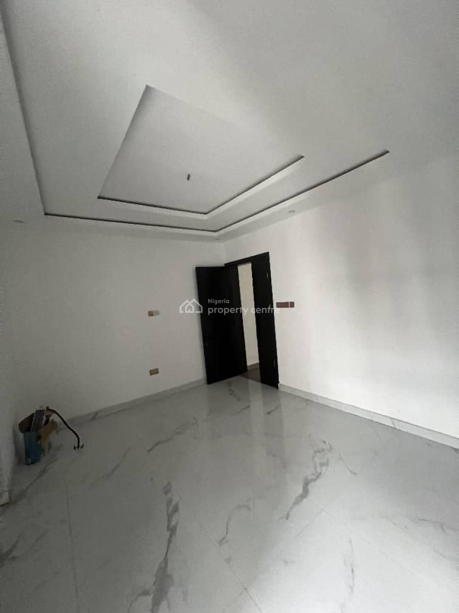 4 Bedrooms Duplex, Kolapo Ishola G.r.a, Akobo, Ibadan, Oyo, Semi-detached Duplex for Sale