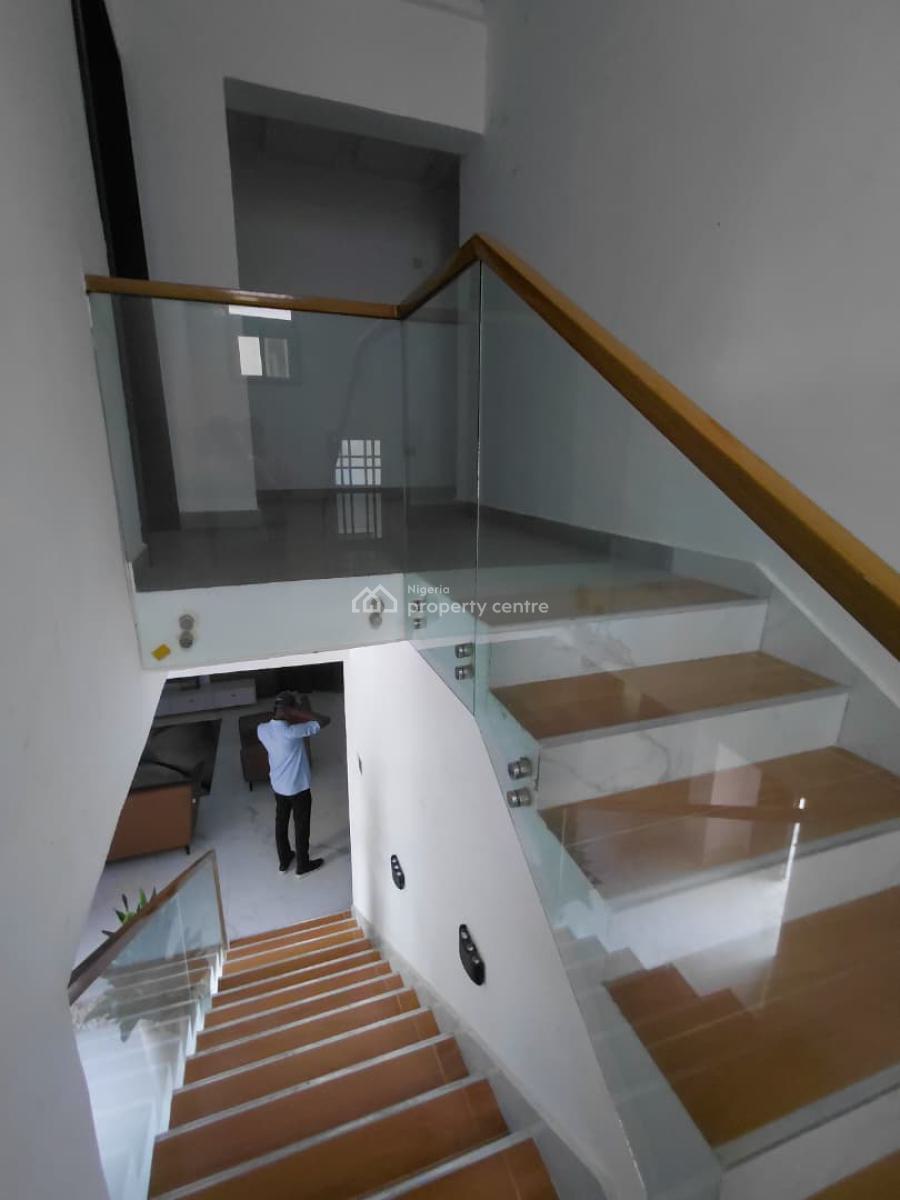 4 Bedrooms Duplex, Kolapo Ishola G.r.a, Akobo, Ibadan, Oyo, Semi-detached Duplex for Sale