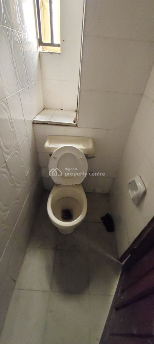 Newly Renovated 3 Bedroom Flat, Idado, Lekki, Lagos, Flat / Apartment for Rent