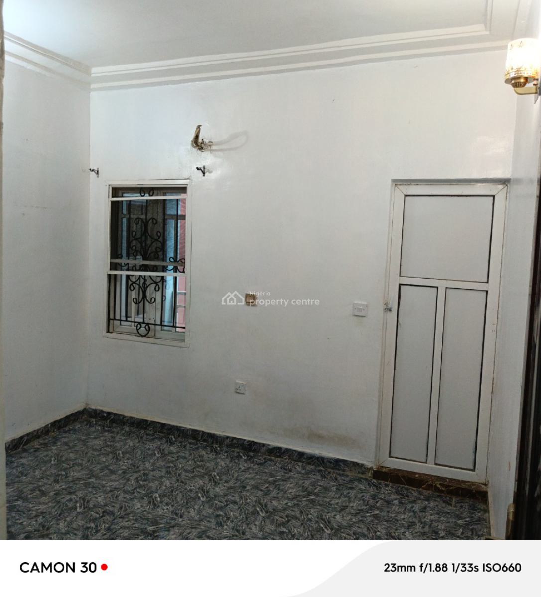Give Away 3 Bedroom Flat with Band a Light, Isolo, Lagos, Flat / Apartment for Rent
