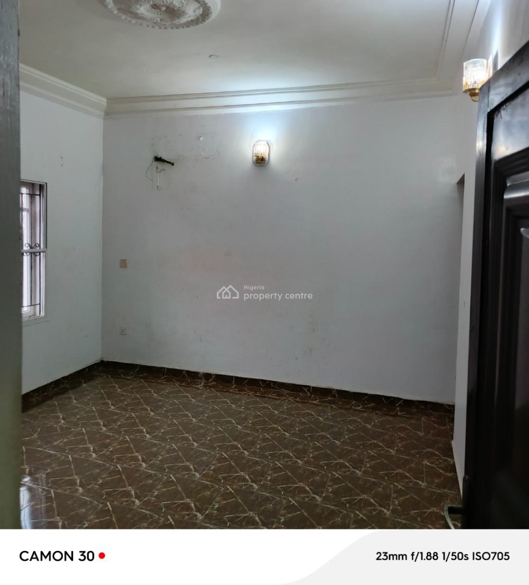 Give Away 3 Bedroom Flat with Band a Light, Isolo, Lagos, Flat / Apartment for Rent