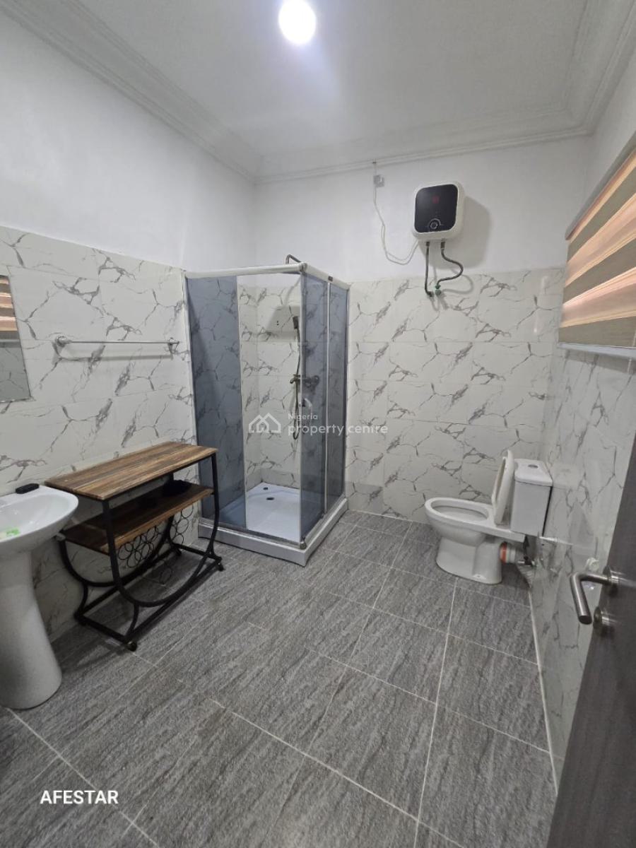 a Luxurious Room Self Contained Studio Apartment, Chevron Drive Paradise 3 Estate Chevron, Lekki, Lagos, Self Contain (single Rooms) Short Let
