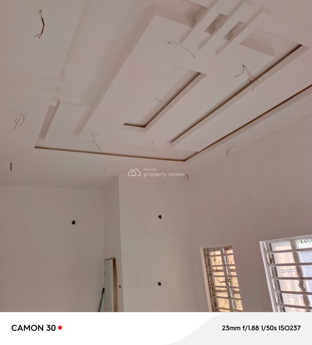 Newly Built 3 Bedroom Flat (2 Tenants) No Landlord, Gated Estate in Jakande Estate, Isolo, Lagos, Flat / Apartment for Rent