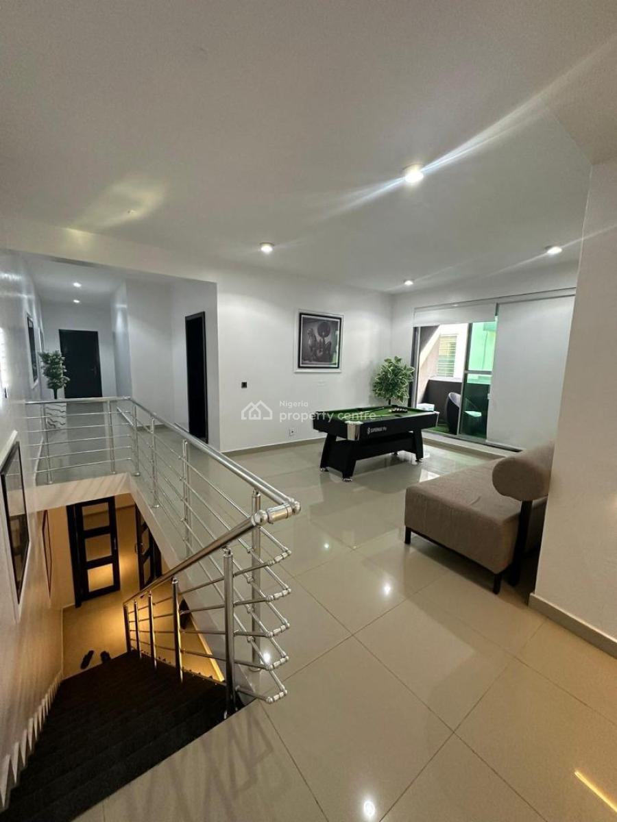 2 Bedroom Apartment with Snooker, Swimming Pool and Ps5, Lekki Phase 1, Lekki, Lagos, Flat / Apartment Short Let
